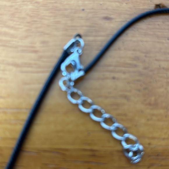 Sarah Cross with Captain America Symbol Fidget Pendant - Picture 3 of 4